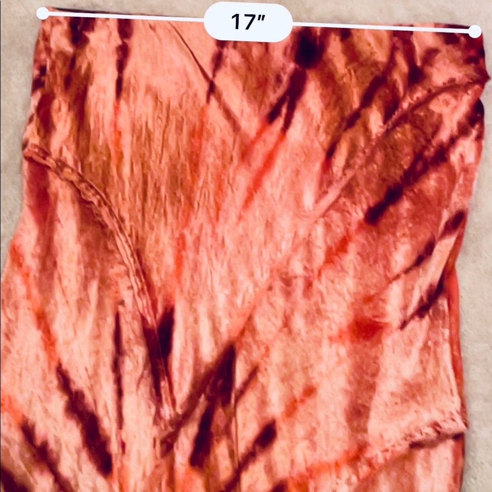 Free People tie dye velvet elastic waist long skirt. Rich orange hues.